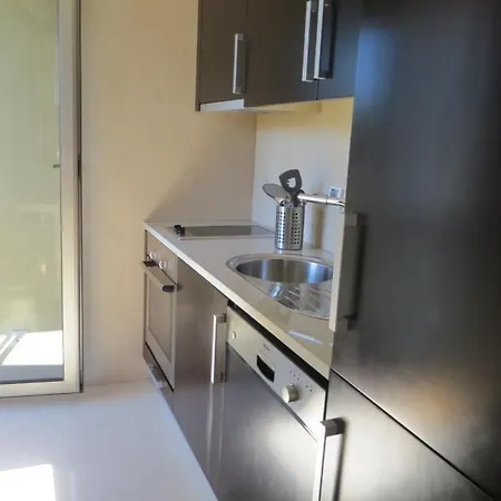 아파트 Estudio De Luxo Em Privado Com Piscina 비아나도카스텔로